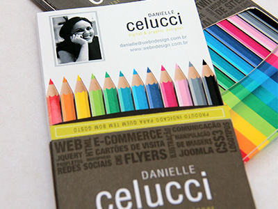 CV as a colour pencils box #1 box caixa coloured pencils curriculo curriculum cv embalagem lápis lápis de cor package pencil
