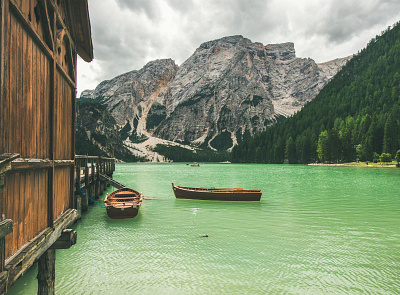 Valle di Braies lake mountains photo