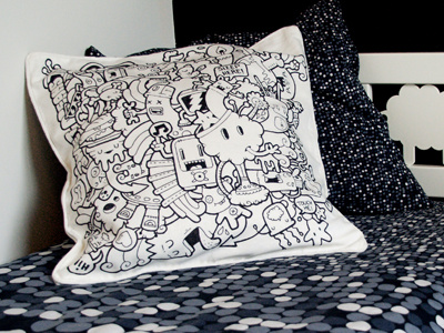 Sweet dreams (illustrated cushion)