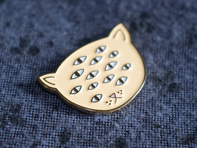 Real Many-Eyed Cat pin!