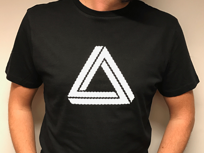 Agent-Guru - Infinite triangle design designers infinitetriangle tee tees teeshirt triangle tshirts