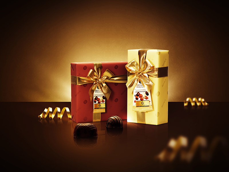 Pralines velvet gold design branding leemon luxury chocolate photoshop