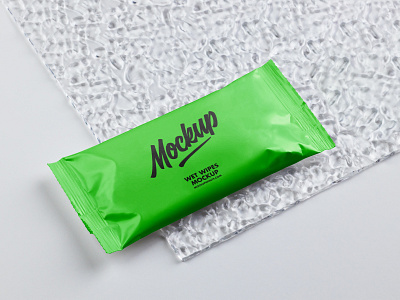 Free Wet Wipes Mockup