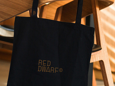 R+D Tote