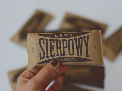 Lewy Sierpowy bar logotype