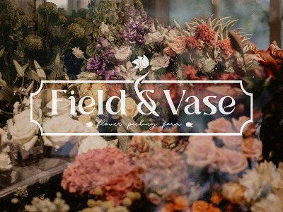 Field & Vase, Flower Picking Farm branding graphic design logo