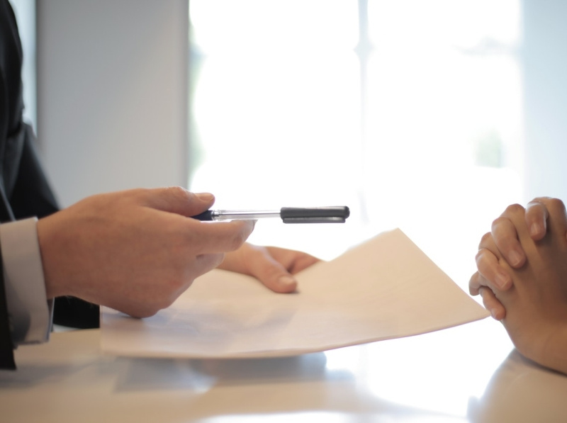 The Difference Between Notary Signing Agent and Notary Public by Cayle
