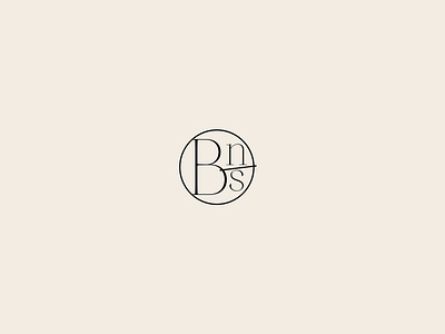 BIZOU: Night Suites Monogram