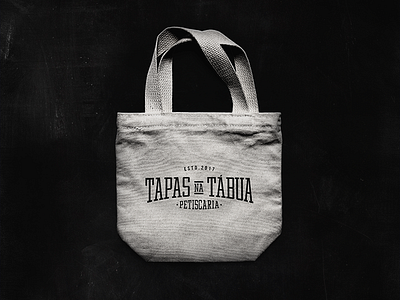Brand Identity for Tapas Na Tábua bar brandidentity branding design graphicdesign logo logotype print restaurant stationary tapas typography