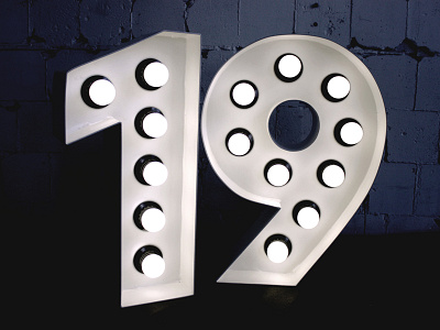 19 digits lamps letters sign