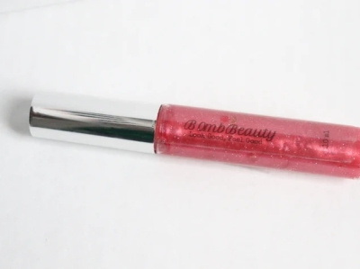 Shop Best Pink Lip Gloss | Strawberry Shortcake - Bombbeauty