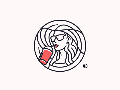 Smoothie Queen circle design line art logo queen smoothie summer