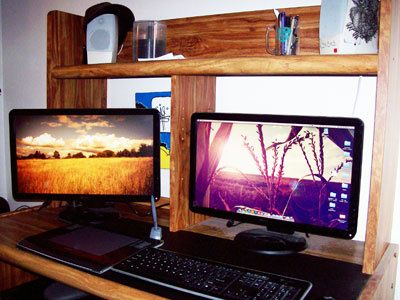 Workstation computers desk monitors office setup workstation