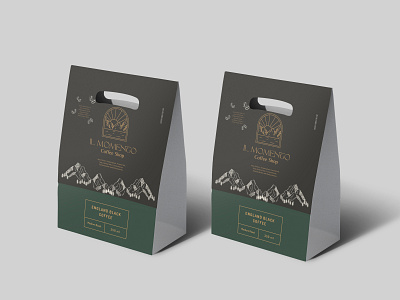 Coffee bag Il Momento branding coffee graphic design logo packaging