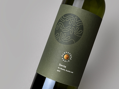 Karpatská perla / réva design goat graphic label slovakia wine