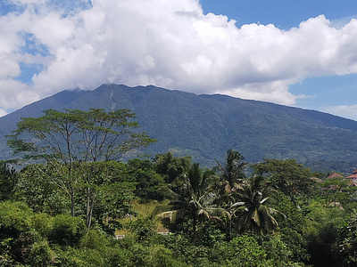 gunung salak