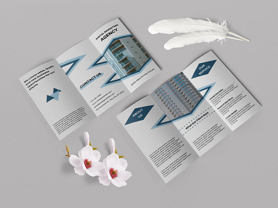 Minimal & professional digital marketing agency brochure technology