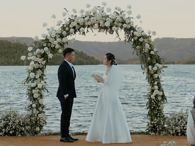 Intimate Wedding Films in Ta Dung Lake, VietNam