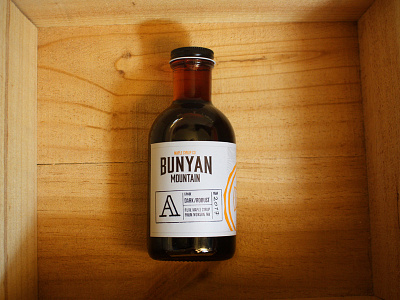 Bunyan Mountain bottle and label bottle label maple syrup packaging stamp