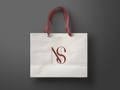 Notorious Shopping Bag bag branding clean design elegant fashion graphicdesign grey illustrator logo logodesign minimalism mock up photoshop re design red royal shopping typography