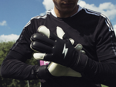 Spire — football gloves branding
