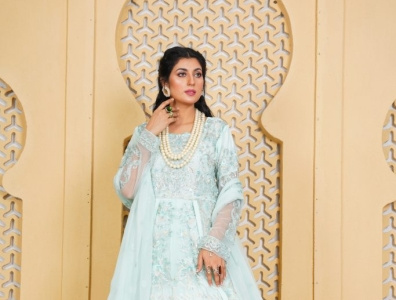 Chiffon maxi dresses Shopping Online In Pakistan at Cezanne