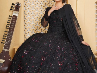 Latest maxi dresses Design in Pakistan