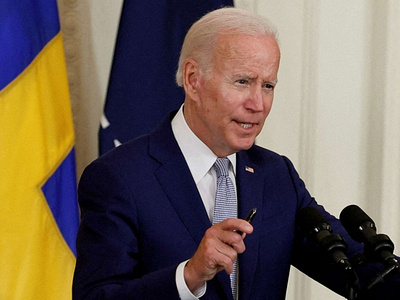 Biden cancels student loan