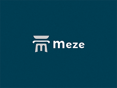 Meze column dish doric leter m logo plate