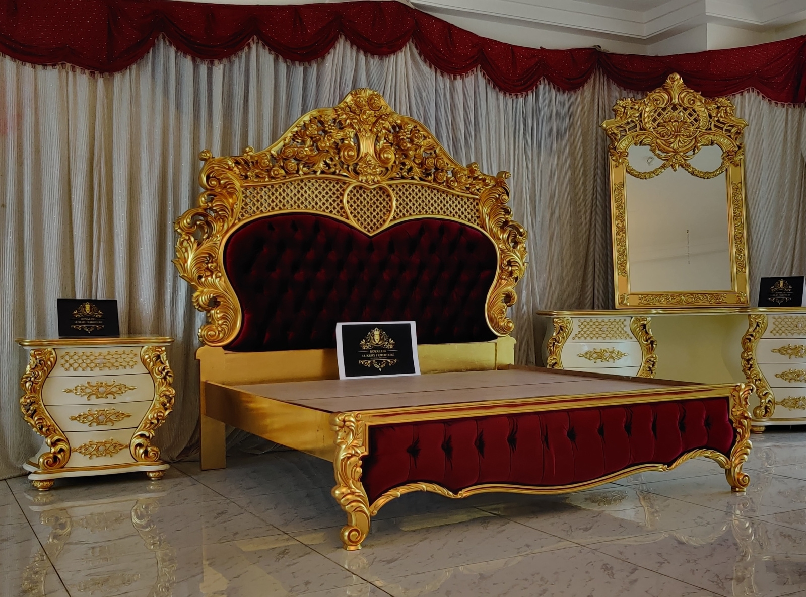 Luxury Classic Italian Carved bedroom Set by Royalzig by Royalzig