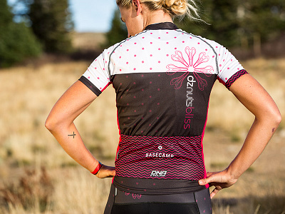 dznuts Bliss Cycling Kit