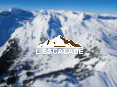 L'ESCALADE brown design logo mountain