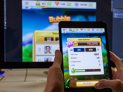 Bubble Blitz for iPhone & iPad app store bubble blitz collective ray game ipad mobile retina tablet ui user interface