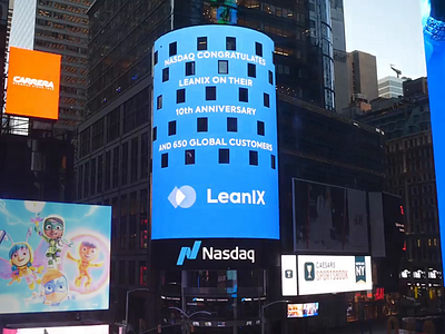 LeanIX - Logo Animation on Times Sq. 2d animations animated logo brand animation concept animation icon animation logo animation logo intro logo reveal motion graphics pre loader times square