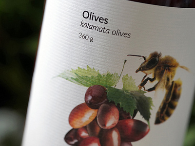 alice's hut: olives label design