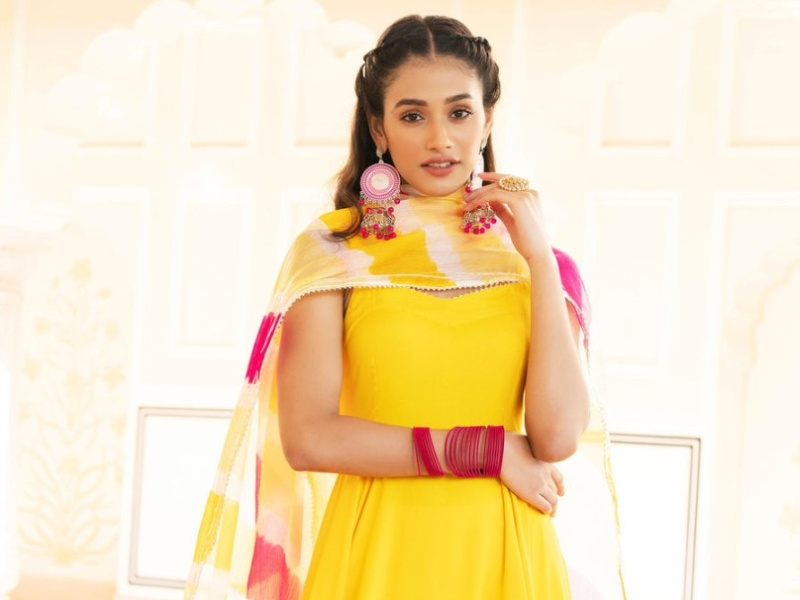 Get the Best Lehariya Suits in Jaipur by EverBloom India by EverBloom