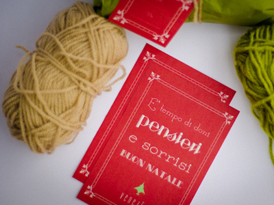 E' tempo di doni - Christmas Postcard christmas gift luxury postcard red shopping bag typography