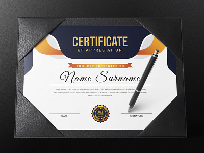 Modern And Unique Certificate Template simple