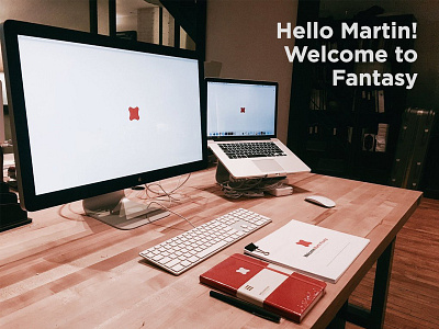 Hello Martin! desk first day moleskine welcome