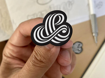 Tri-Line Ampersand Pin