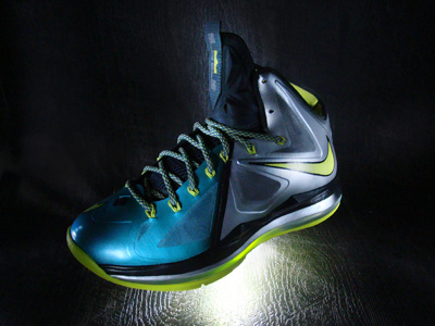 Custom Lebron X "MelonMan" custom lebron melonball melonkicks melonman sneaker sneakerhead x