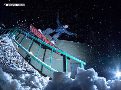 Snowboard Jibbing Photoshooting