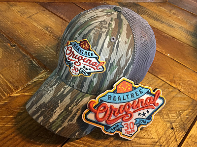 Realtree® 30 years! 30 years badge camo handlettered lettering logo patch realtree®