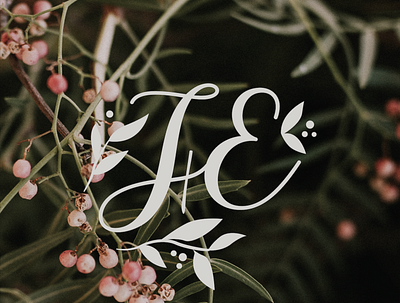 J&E graphic design illustration monogram wedding