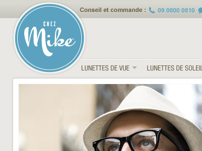 Chez Mike // Header blue logo texture type typography website