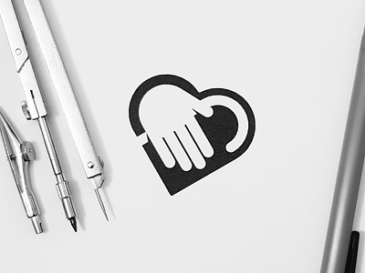 Caring Hands Logo