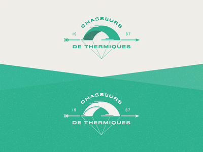Chasseurs de thermiques logo 40s branding green hunt hunter logo parachute paragliding retro speed typeface war wind