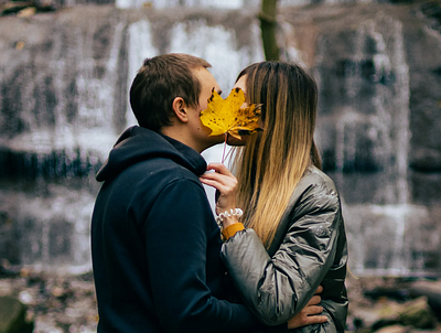 Love at the Waterfall autumn fall leaf lifestyle photography love photography