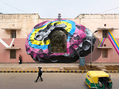 see through / see beyond asteroid astronaut delhi graffiti mural painting spraypaint streetart