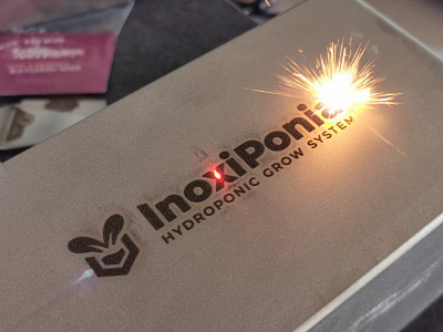 Logo Inoxiponia - Hydroponic grow system - Lasered growing home grow hydroponic laser lasercut laster burning logo